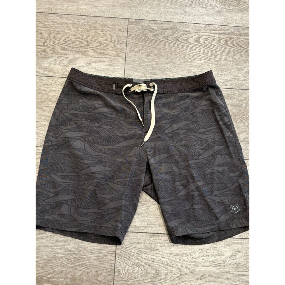 Linksoul Hybrid Shorts Mens 34 Gray Black Palm Swim Trunks Golf‎ Preppy